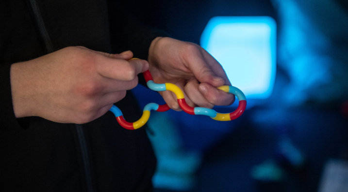 Representations decontractees TOHU 2